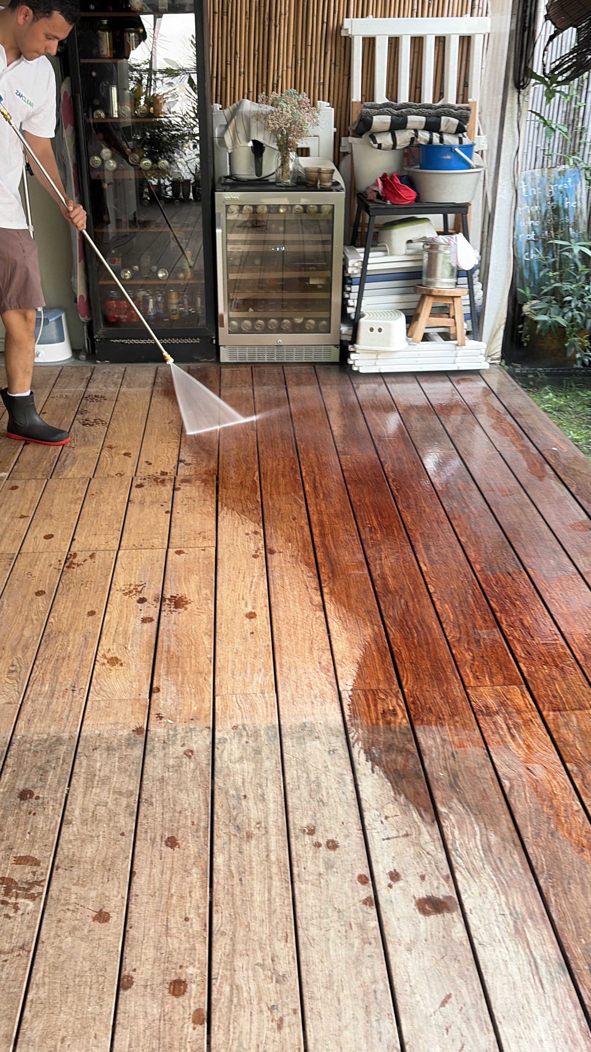 Residential pressure cleaning by ZAPCLEAN 1